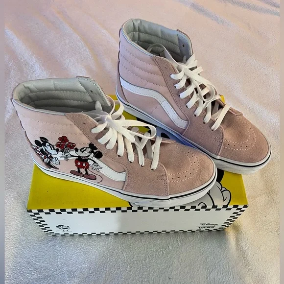 VANS x Disney Pink High Top Size 8